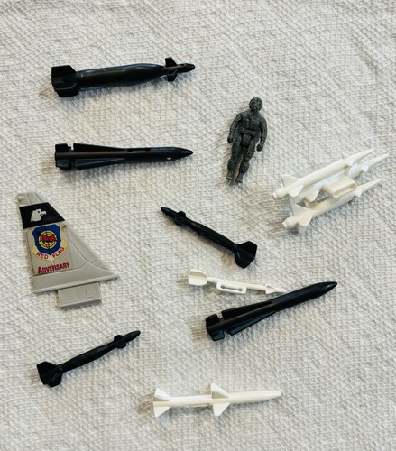 1989 hasbro flying fighters - hasbro,